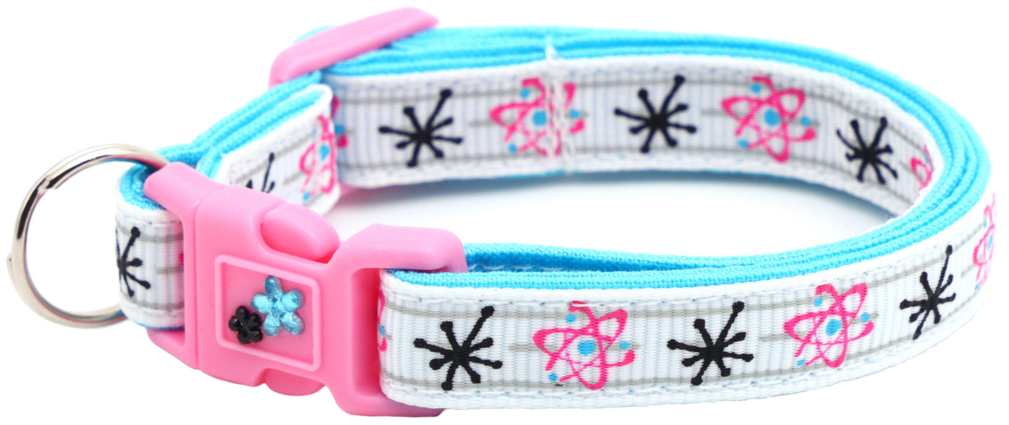 Atoms on White Cat Collar-7